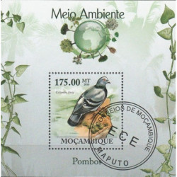 Mozambiko pašto ženklai (2010). Balandis