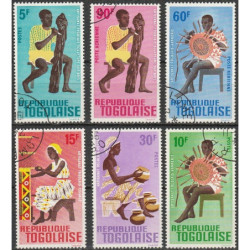 Togo pašto ženklai (1966). Tradiciniai rankdarbiai