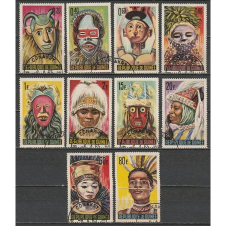 Gvinėjos pašto ženklai (1965). Nacionaliniai kostiumai (kaukės)