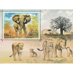 Umm al-Qiwain stamps (1971) for sale. Elephant