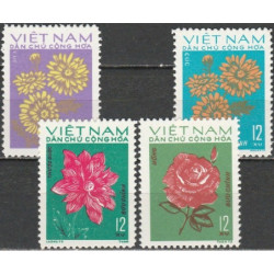 Šiaurės Vietnamo pašto ženklai (1974). Gėlės