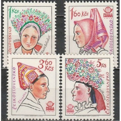 Čekoslovakijos pašto ženklai (1977). Nacionaliniai kostiumai