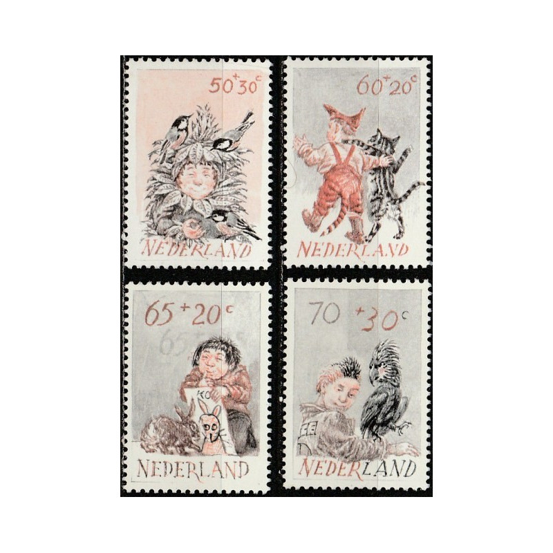 Nyderlandų pašto ženklai (1982). Vaikai ir gyvūnai