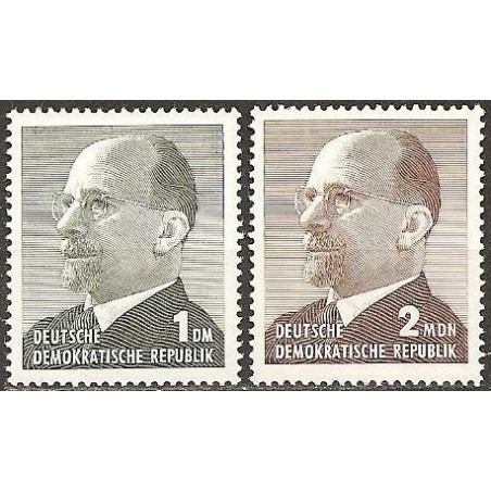 Rytų Vokietija 1965. Valteris Ulbrichtas (partijos pirmasis sekretorius)