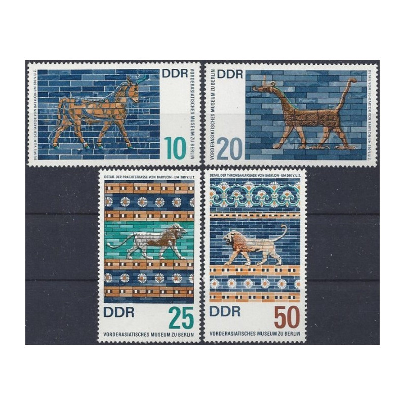 Rytų Vokietijos pašto ženklai (1966). Antikos dekoracijos