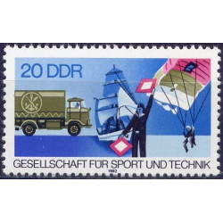 Rytų Vokietijos pašto ženklai (1982). Sportas ir technika