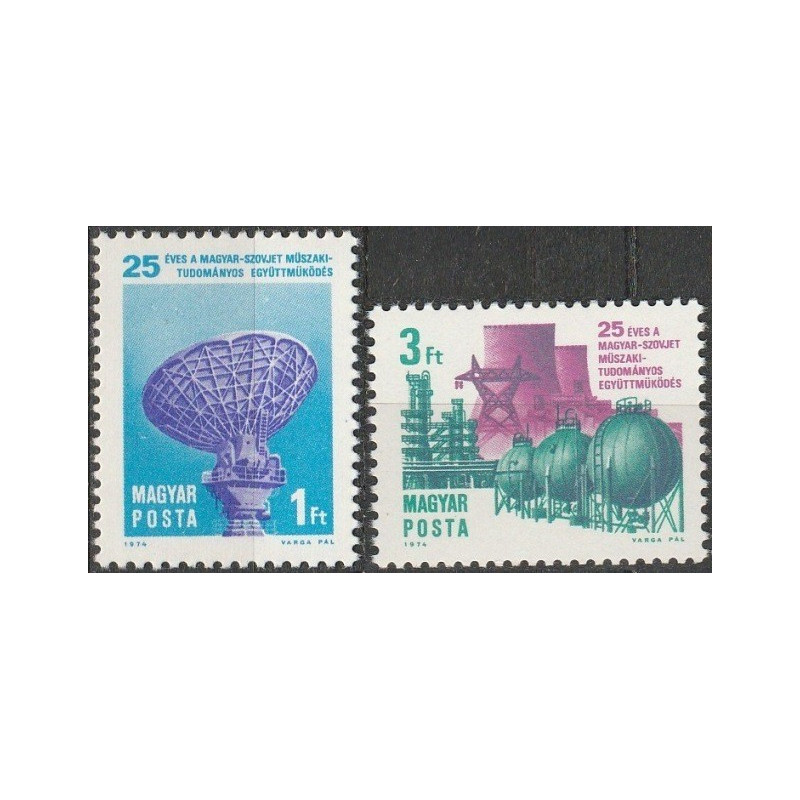 Vengrijos pašto ženklai (1974). Sovietų ir vengrų bendradarbiavimas